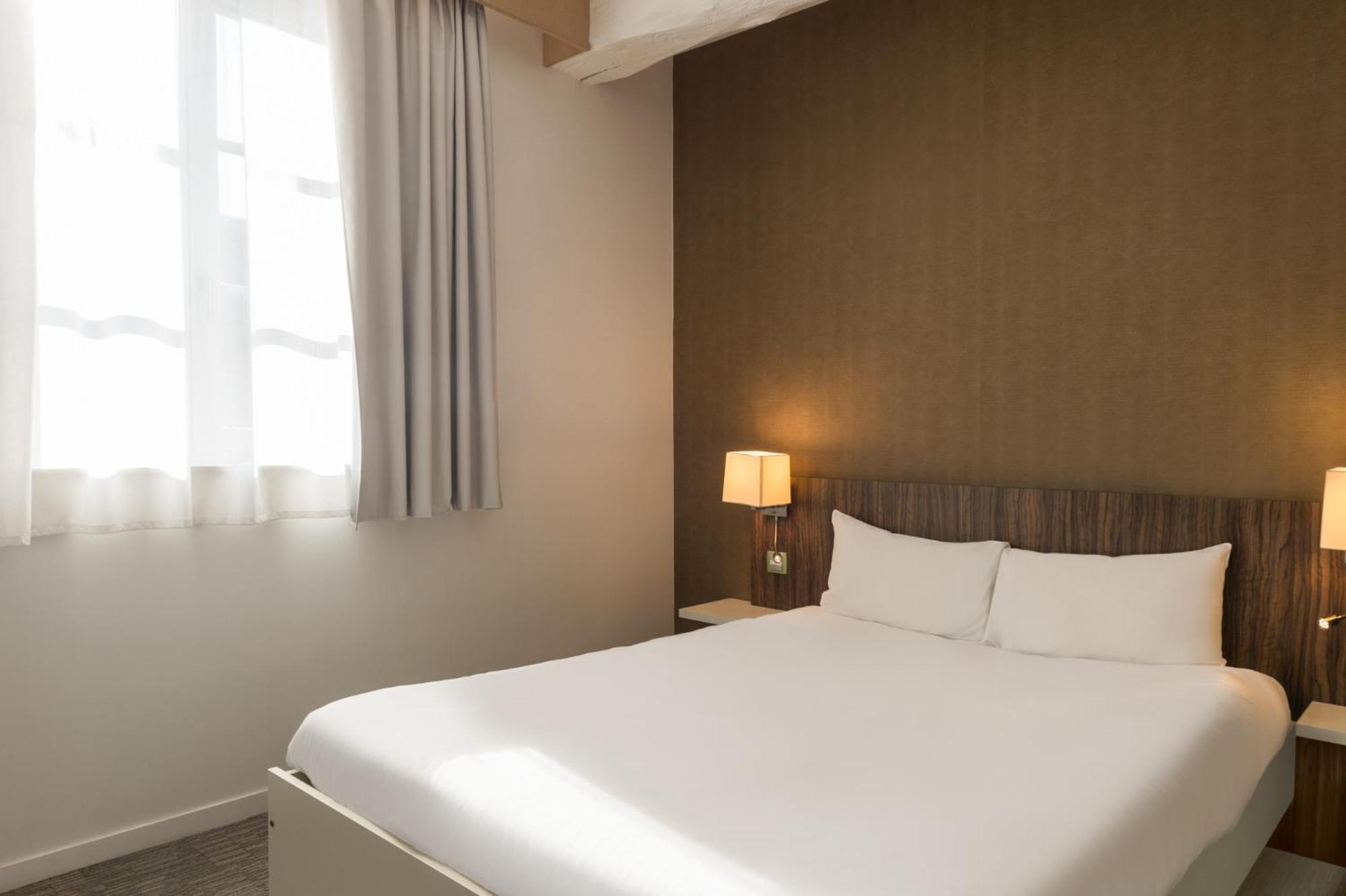 The Originals City, Hotel Le Coeur D'Or, Sedan Est Douzy Bagian luar foto